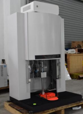 kupować Tester uderzeniowy SATRA TM 142, 8,5 kg, ciężar spadający 11,9 kg produkcja online