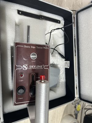 Dobra cena. Zgodny z normą EN71-1 / ISO 8124-1, maszyna do testowania ostrych krawędzi 1,35LB z zasilaniem 220V dla bezpieczeństwa zabawek w Internecie